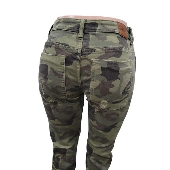 ZARA Women's Camouflage Jeans Size 4 Distressed Raw Hem Ankle - Picture 9 of 16